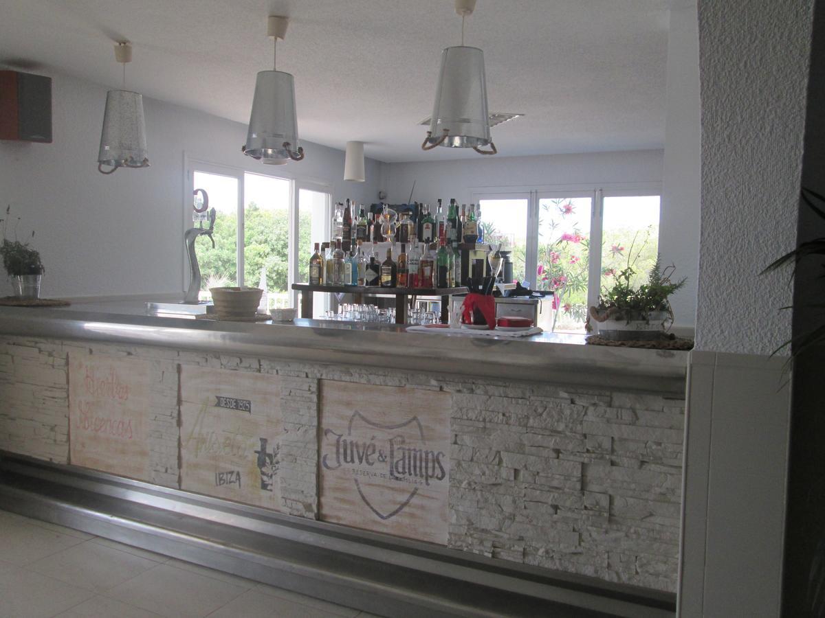 Hostal Santi Es Calo  Eksteriør billede